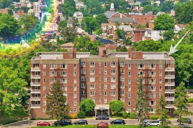 125 Bronx River Rd in Yonkers, NY - Building Photo - Building Photo