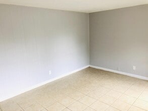240 Lee Dr in Orange Park, FL - Building Photo - Building Photo