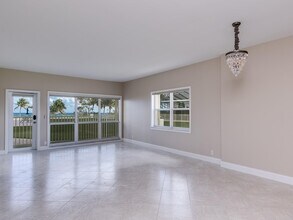 750 N Ocean Blvd in Pompano Beach, FL - Building Photo - Building Photo