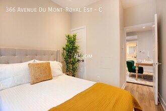 366 Avenue du Mont-Royal E in Montréal, QC - Building Photo - Building Photo