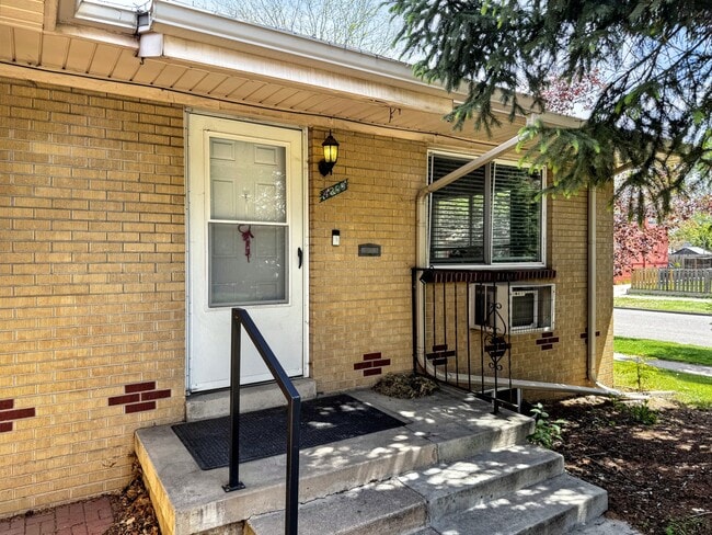 property at 4300 Umatilla St