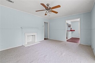 2063 S Gimon Cir in Mobile, AL - Building Photo - Building Photo