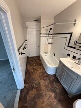 1715 N 2nd St, Unit 2 in Harrisburg, PA - Building Photo - Building Photo