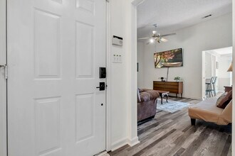 1870 Mary Ellen Dr in Tallahassee, FL - Building Photo - Building Photo