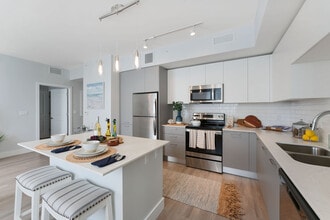 Marina del Sol in Sunny Isles Beach, FL - Building Photo - Building Photo