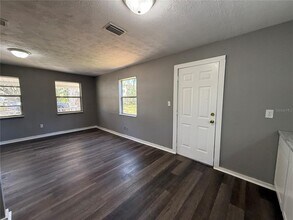 203 D St in Brooksville, FL - Building Photo - Building Photo
