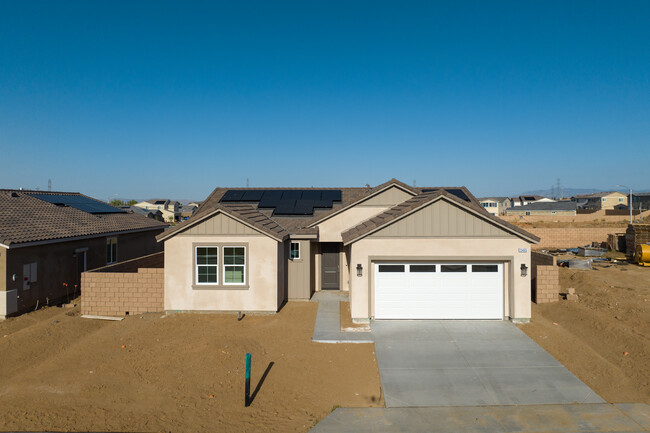 Country Creek in Victorville, CA - Building Photo - Building Photo