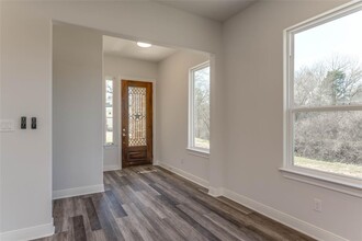 137 Ohana Ct in Bastrop, TX - Building Photo - Building Photo