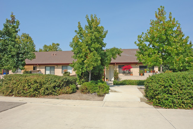 Poinsettia Street Apartments in San Luis Obispo, CA - Building Photo - Building Photo