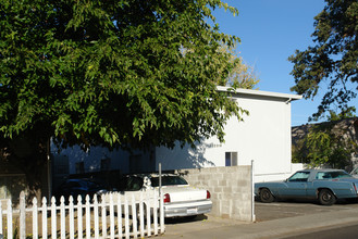 2319 Empress St in Sacramento, CA - Building Photo - Building Photo