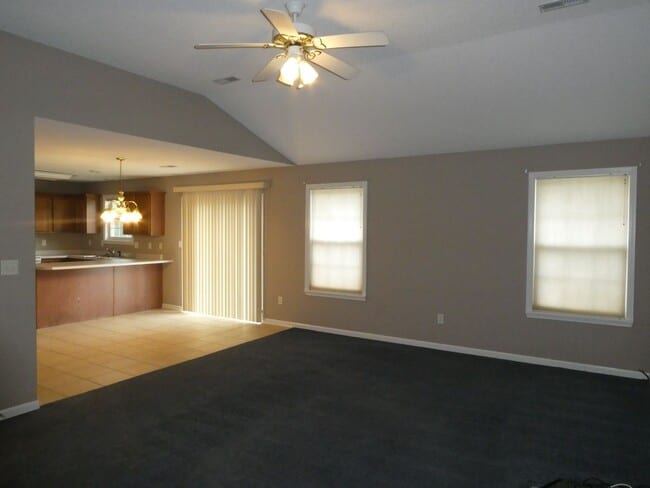 800 Ames Dr in Columbia, MO - Building Photo - Building Photo