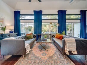 208 Morning Cloud St in Lakeway, TX - Building Photo - Building Photo