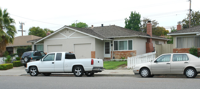 2104-2106 Foxworthy Ave in San Jose, CA - Building Photo - Building Photo