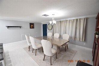 2513 Gulf Blvd in Belleair Beach, FL - Building Photo - Building Photo