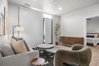 The Hendrey in Salt Lake City, UT - Building Photo - Building Photo