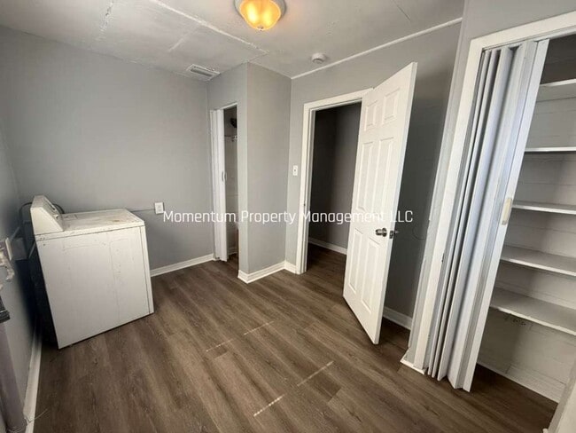 property at 1144 La Salle St