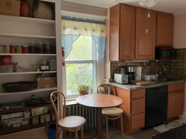 property at 71 Main St N