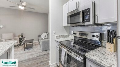 1811 E Apache Blvd in Tempe, AZ - Building Photo - Building Photo