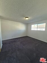 2501 W Redondo Beach Blvd in Gardena, CA - Building Photo - Building Photo