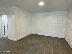 87 Ford St in Ormond Beach, FL - Building Photo - Building Photo