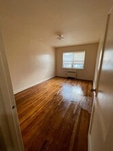 Westfield Gardens Apartments in Camden, NJ - Foto de edificio - Building Photo