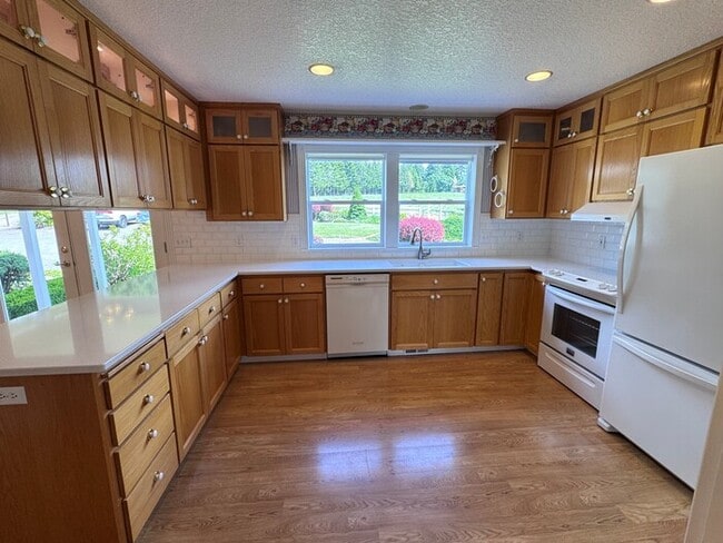 property at 15766 S Windy City Rd