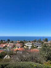 28421 Seamount Dr in Rancho Palos Verdes, CA - Foto de edificio - Building Photo