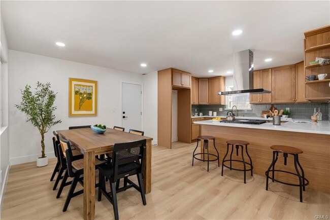 221 Wiley Ct in Claremont, CA - Building Photo - Building Photo