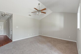 2113 Fig Tree Way in Knoxville, TN - Building Photo - Building Photo