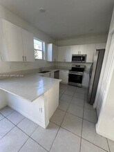 16251 SW 289th St in Homestead, FL - Foto de edificio - Building Photo