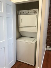 349 Sumner St, Unit 1 in Boston, MA - Foto de edificio - Building Photo