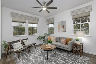 2930 Chatelet Walk in Sacramento, CA - Building Photo - Building Photo