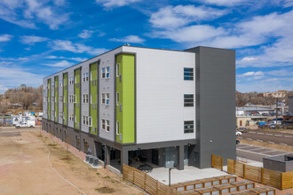 Greenway Flats in Colorado Springs, CO - Building Photo - Building Photo