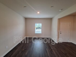 110 Foley Dr in Euharlee, GA - Building Photo - Building Photo