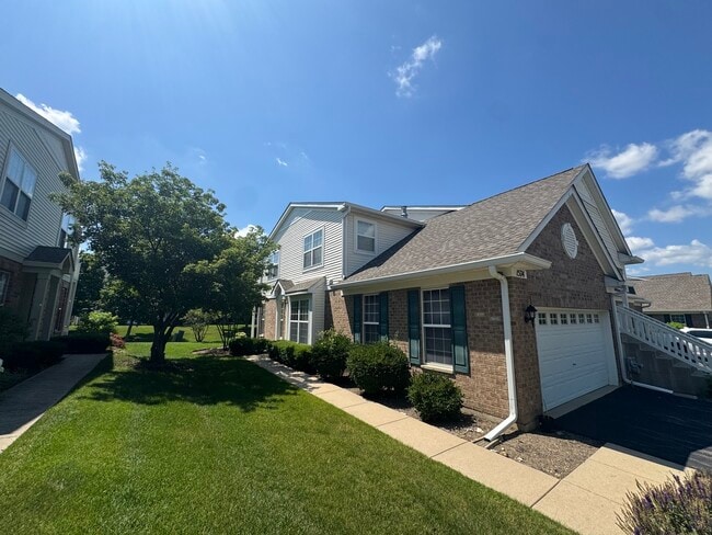 1574 Millbrook Dr in Algonquin, IL - Building Photo - Building Photo