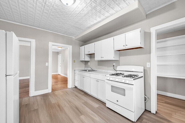 92 Woodside Terrace in Springfield, MA - Building Photo - Building Photo