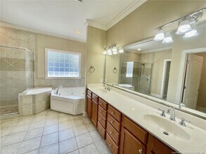 1931 Dante Ln in Fayetteville, NC - Building Photo - Building Photo