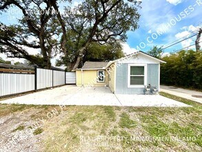 1000 Kayton Ave in San Antonio, TX - Building Photo - Building Photo