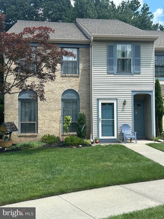 158 Wyndham Pl in Trenton, NJ - Building Photo