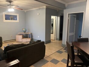 28 Beltzhoover Ave, Unit Perfect for student in Pittsburgh, PA - Foto de edificio - Building Photo