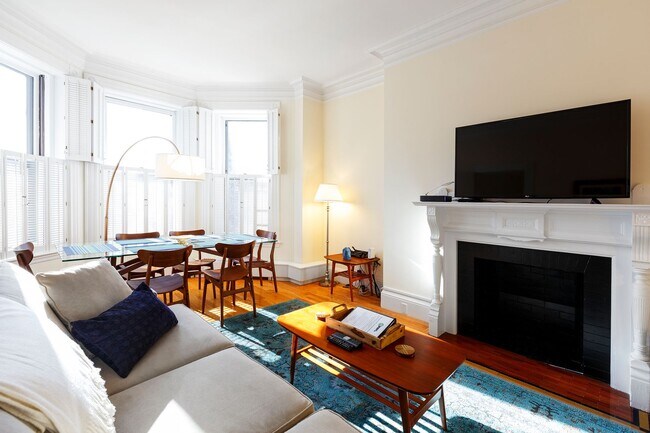 394 Commonwealth Ave in Boston, MA - Building Photo - Building Photo