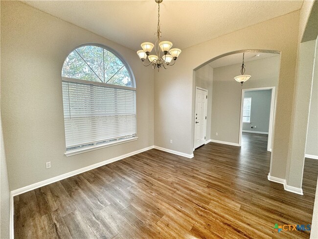 property at 521 Woodlake Dr