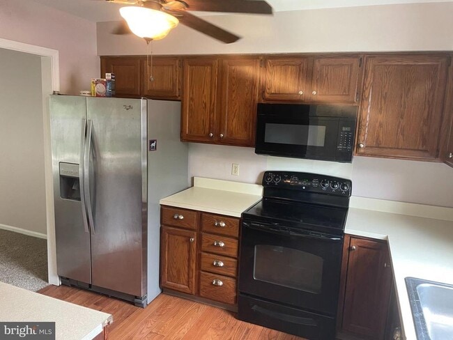 property at 154 Trotters Lea Ln