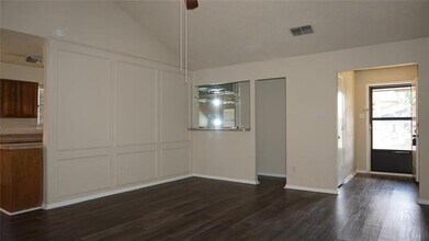 5901 Chapel Downs Ct in Arlington, TX - Building Photo - Building Photo