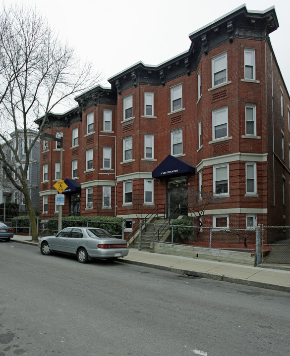 11 Monsignor Patrick J Lydon Way in Boston, MA - Foto de edificio