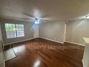 390 Lake Placid Ct in Altamonte Springs, FL - Building Photo - Building Photo