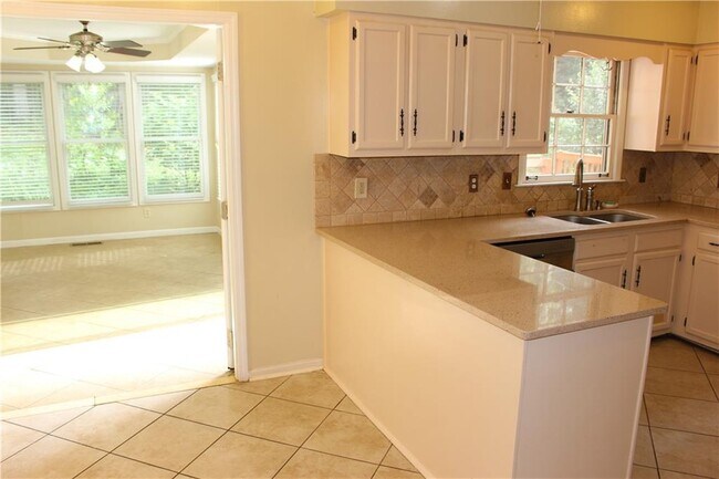 3921 Emerson St in Marietta, GA - Building Photo - Building Photo