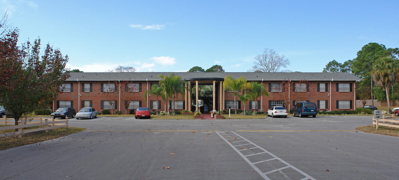 Vieux Carre Apartments in Panama City, FL - Building Photo