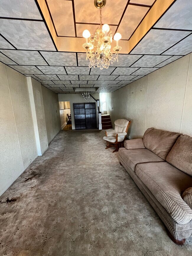 355 Preston Ave photo'