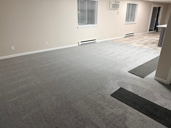 2717 Oppenheim Ct, Unit 1 in North Tonawanda, NY - Foto de edificio - Building Photo